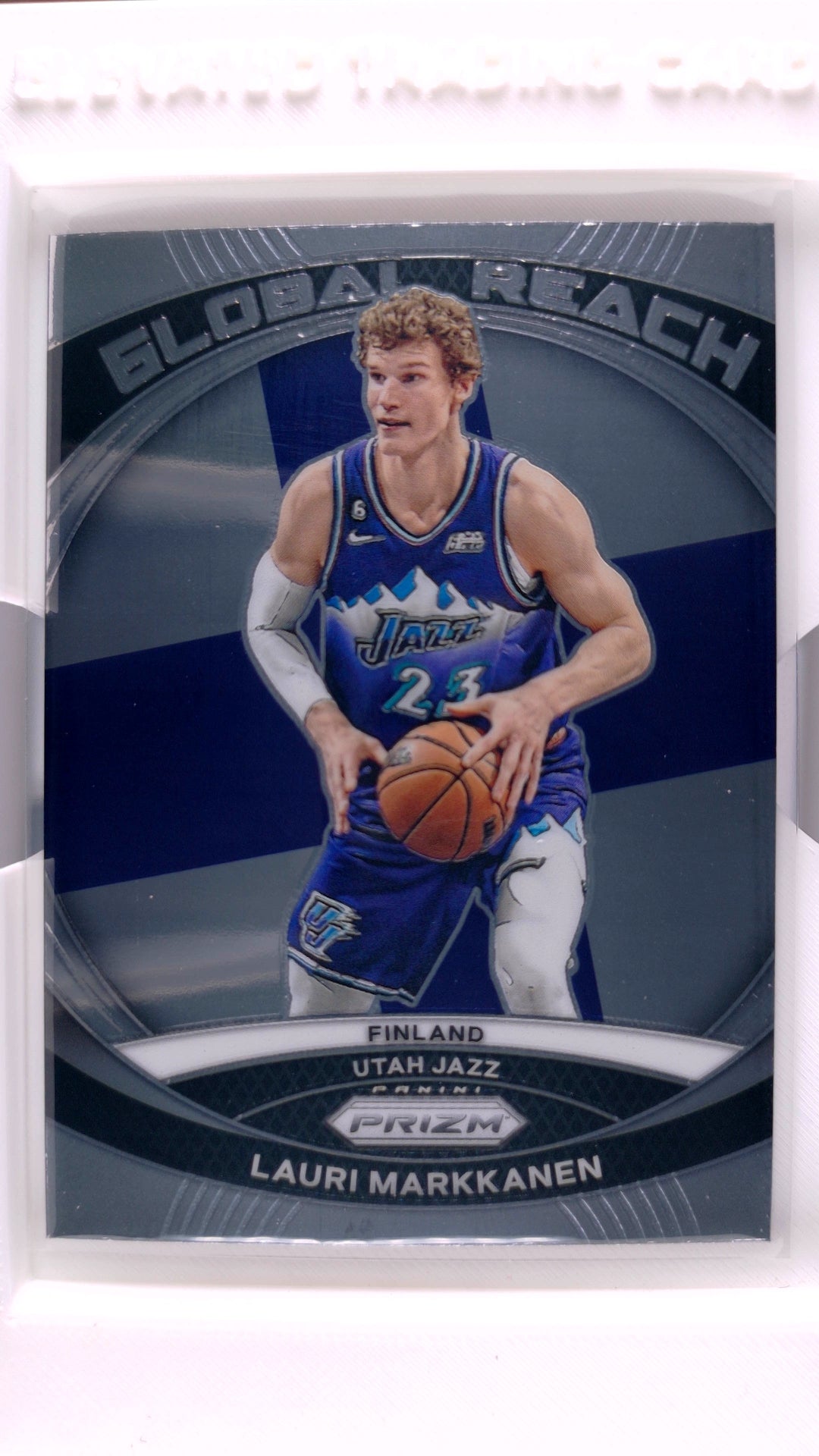 #8 Lauri Markkanen Global Reach - front