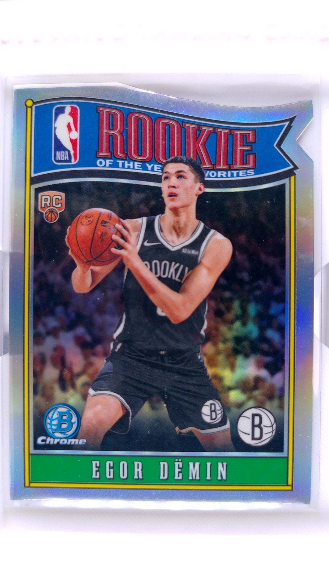 #RY-8 Egor Dëmin Rookie ROY Favorites Refractor - front