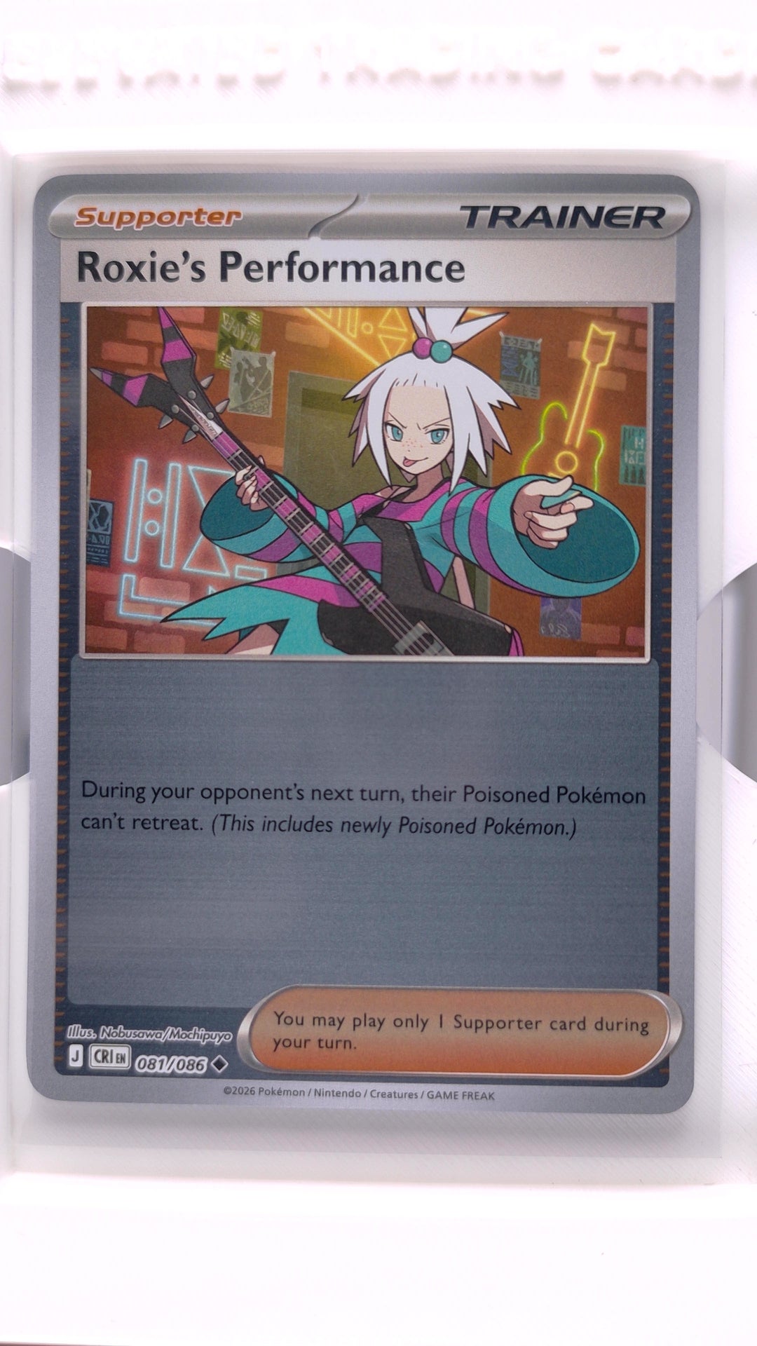 #81 Roxie's Performance Reverse Holo Uncommon - front