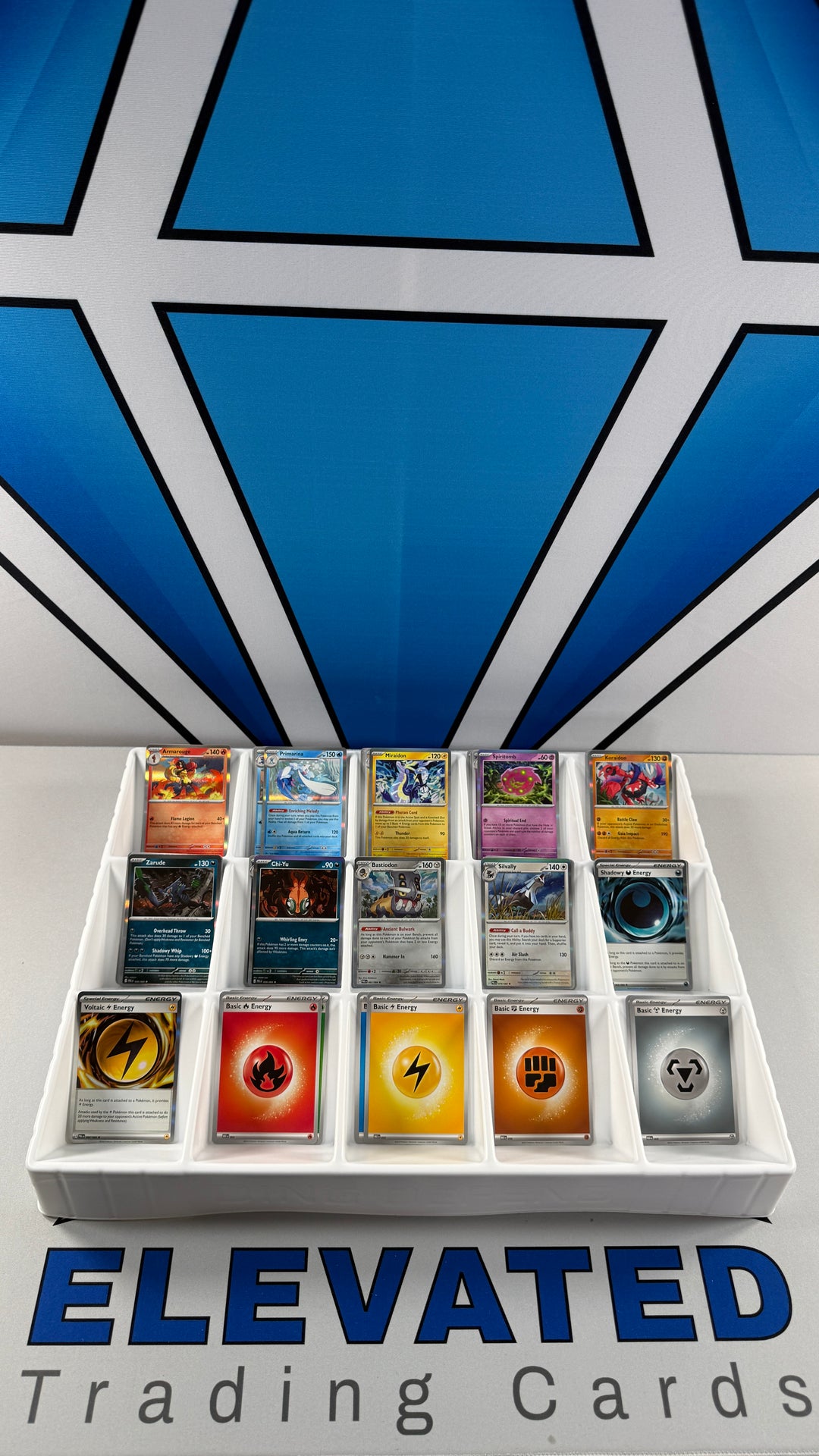 Base Card Lot 11 - front