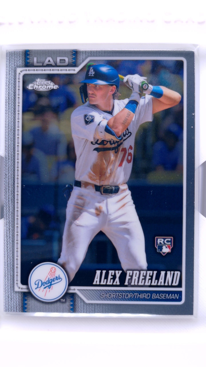 2026 Topps Chrome Baseball Alex Freeland #102 RC — Front