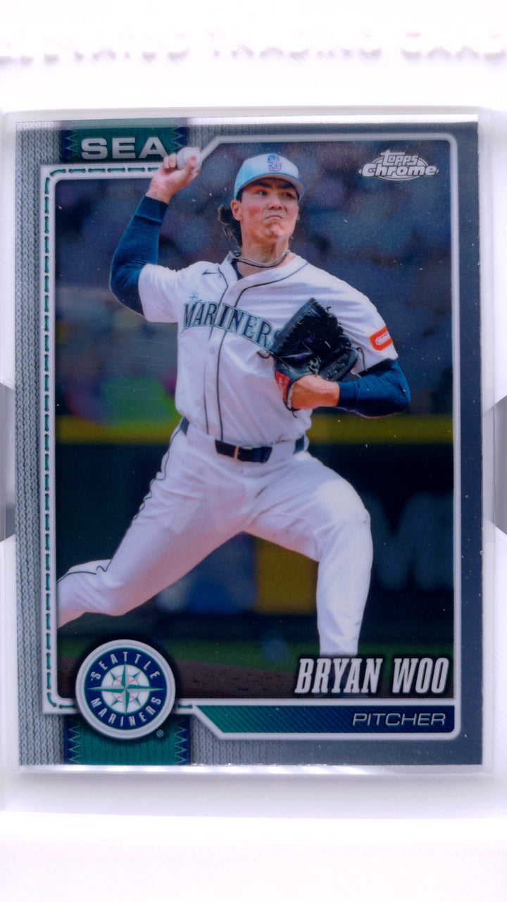 2026 Topps Chrome Baseball Bryan Woo #31 — Front