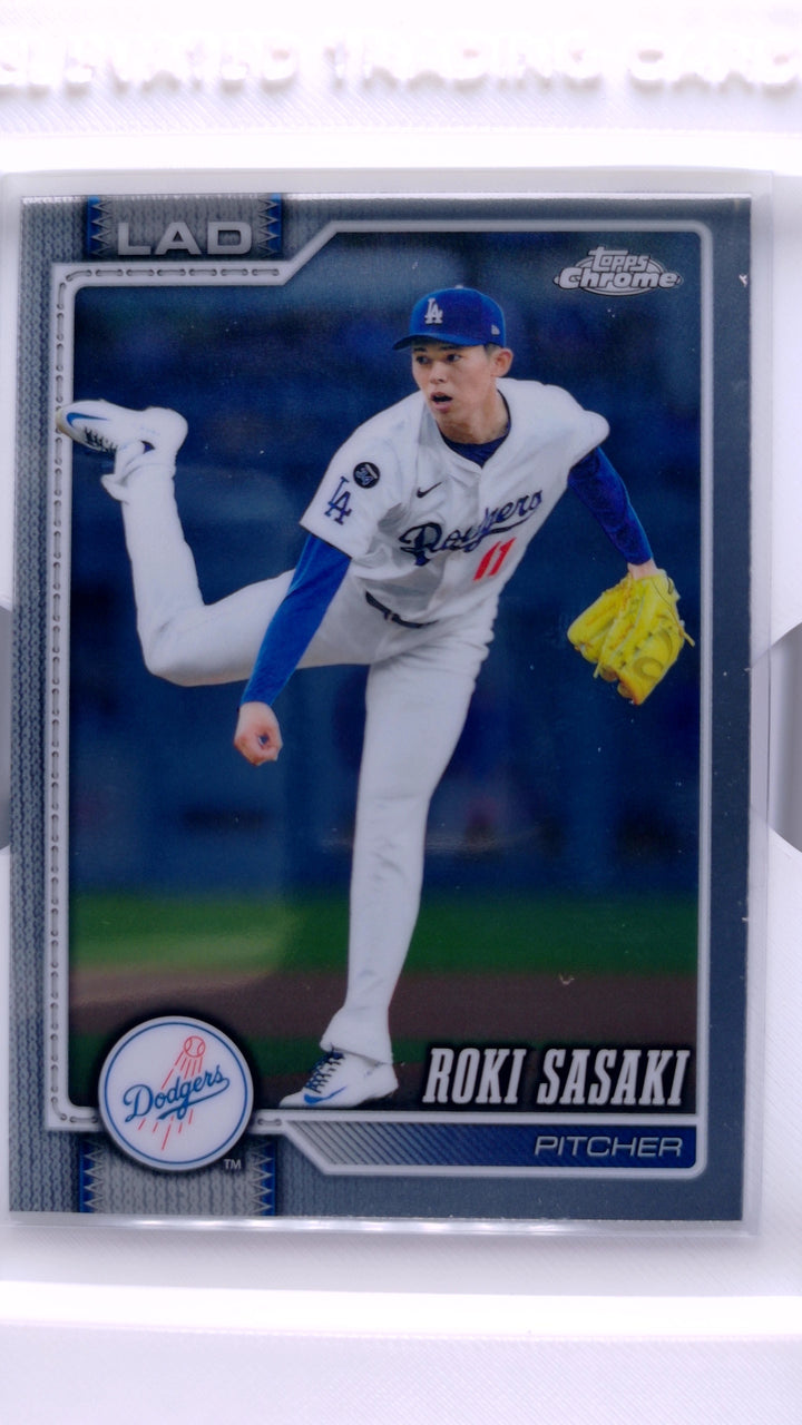 2026 Topps Chrome Baseball Roki Sasaki #199 — Front