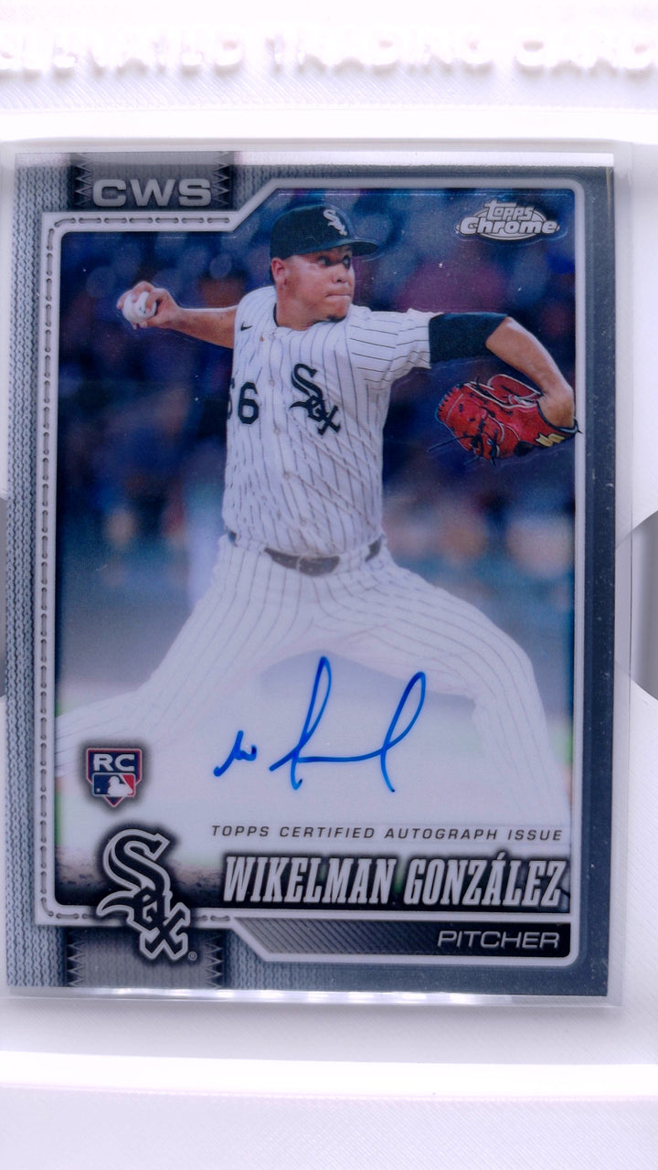 2026 Topps Chrome Baseball Wikelman González #RA-WG Rookie Autographs Auto RC — Front