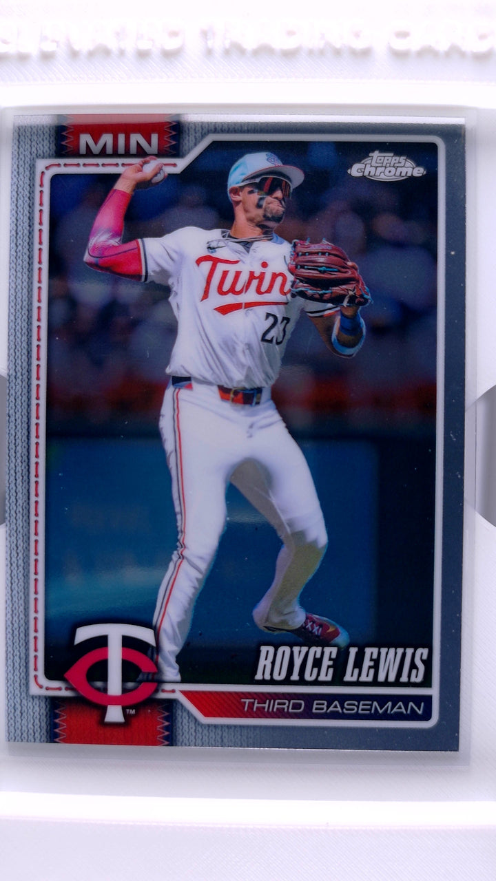 2026 Topps Chrome Baseball Royce Lewis #151 — Front