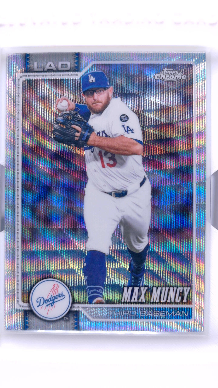 2026 Topps Chrome Baseball Max Muncy #44 Wave Refractor — Front