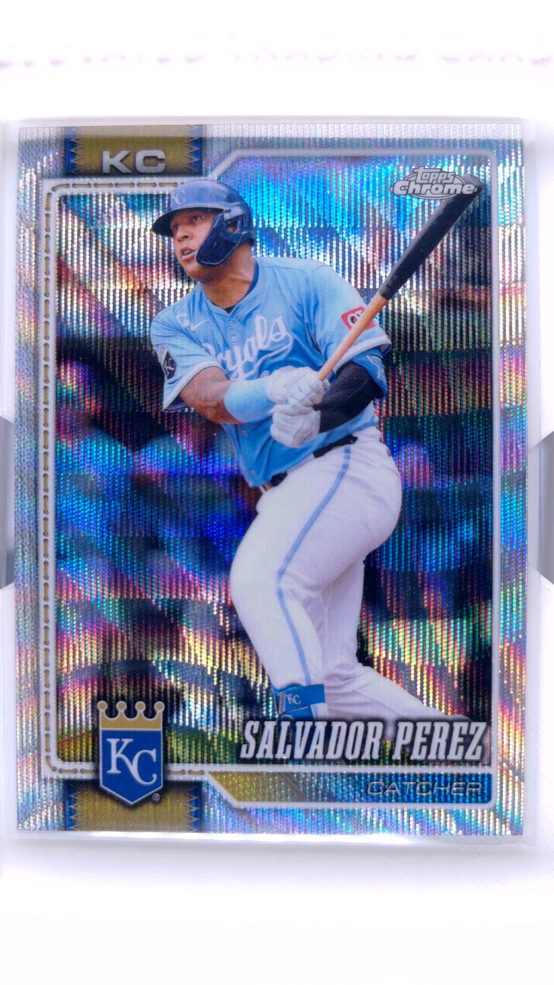 #283 Salvador Perez Wave Refractor - front