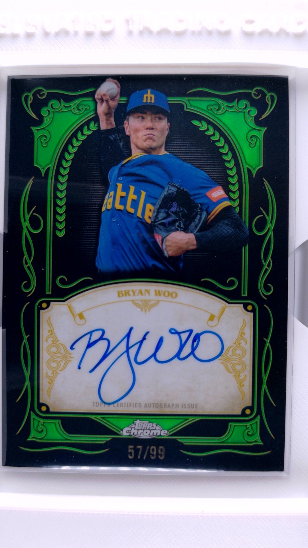 #IS-BW Bryan Woo Ink Strokes Green Refractor #57/99 - front