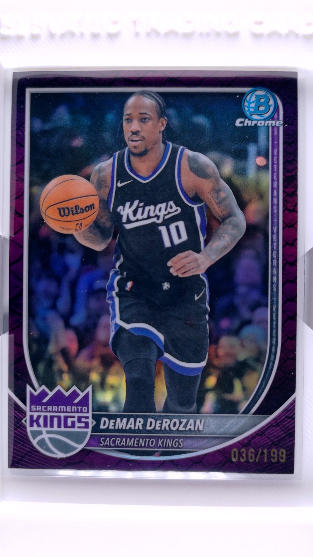 #BCV-127 DeMar DeRozan Chrome Reptilian Fuchsia Refractor #36/199 - front