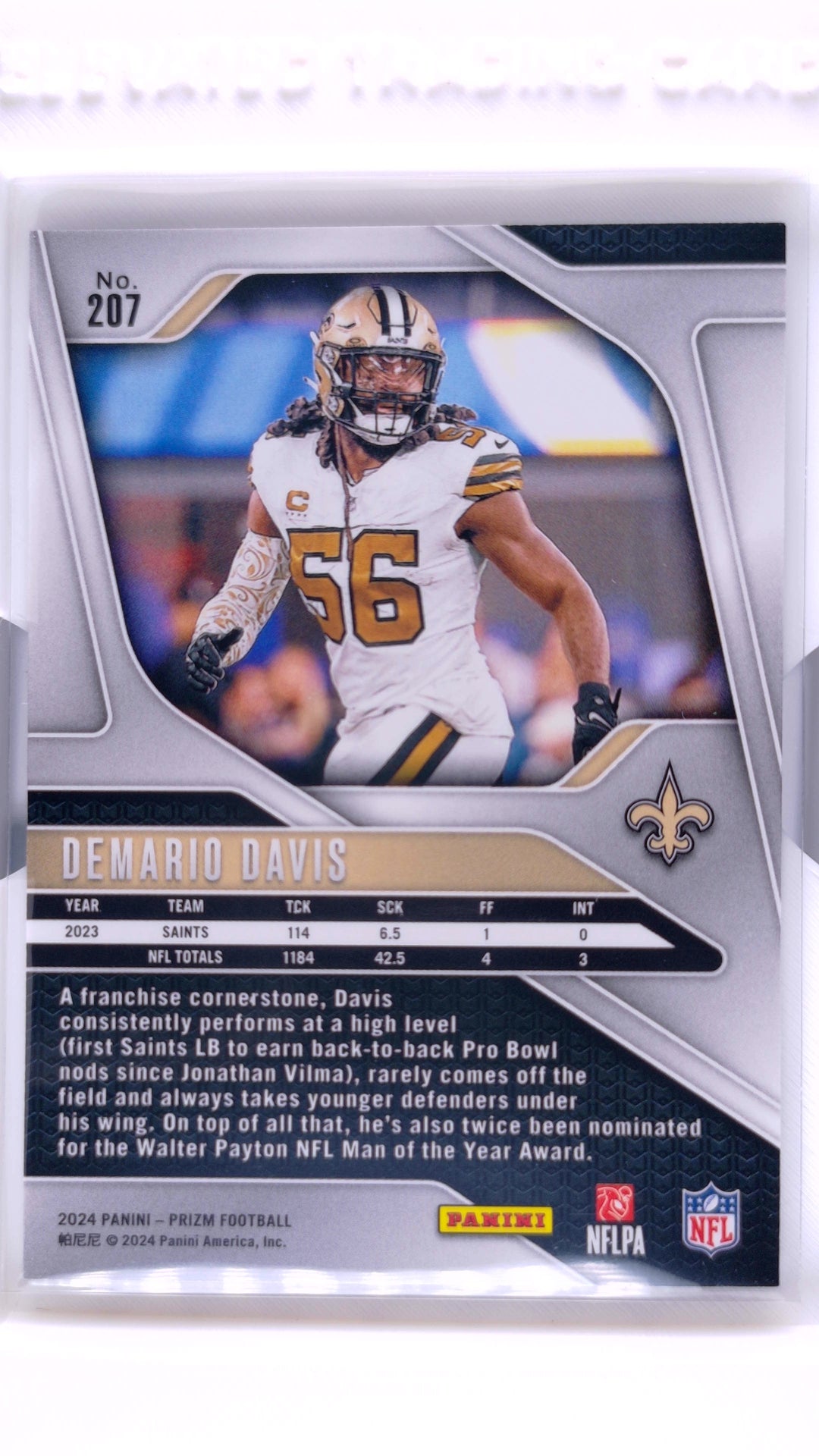 #207 Demario Davis - back